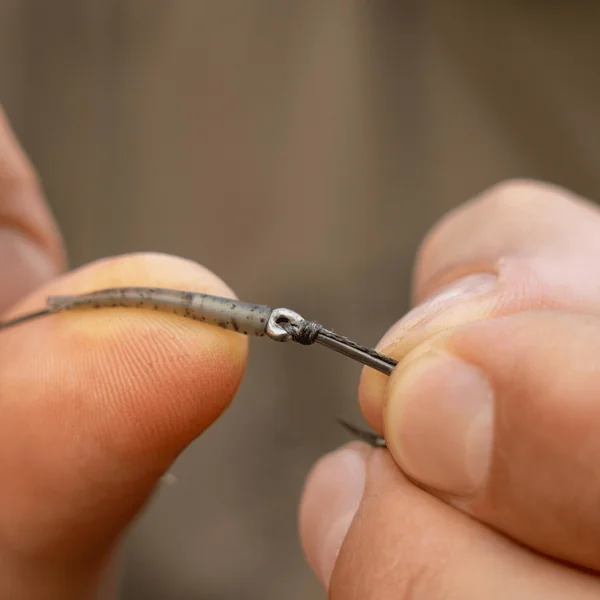 Line Aligner Avid Carp Outline FleckTone - Imagen 5